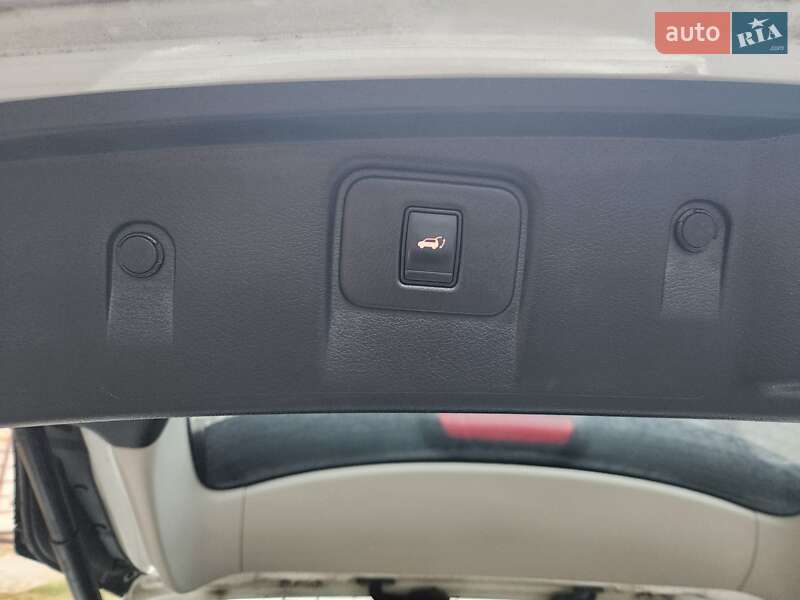 Внедорожник / Кроссовер Nissan Murano 2015 в Полтаве