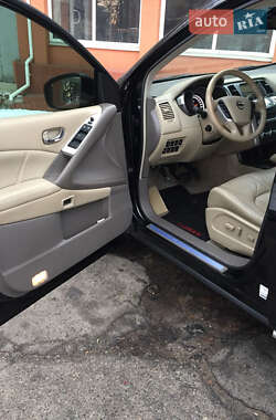 Внедорожник / Кроссовер Nissan Murano 2011 в 
