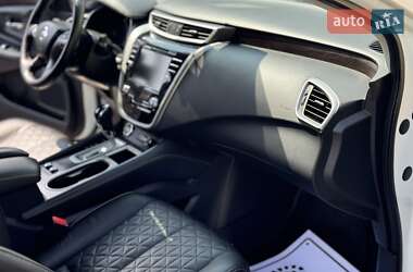 Внедорожник / Кроссовер Nissan Murano 2020 в 