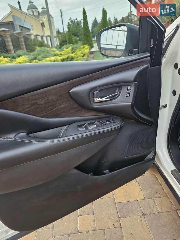 Позашляховик / Кросовер Nissan Murano 2021 в Києві