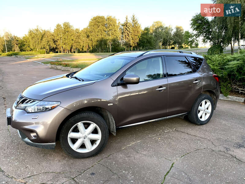 Позашляховик / Кросовер Nissan Murano 2011 в Житомирі