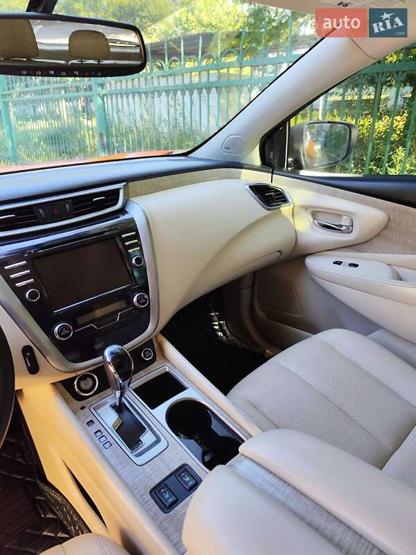 Внедорожник / Кроссовер Nissan Murano 2019 в Каменском