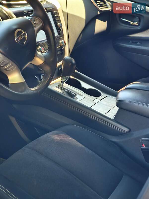 Позашляховик / Кросовер Nissan Murano 2017 в Нових Санжарах