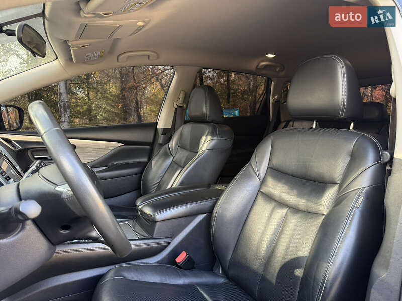 Позашляховик / Кросовер Nissan Murano 2016 в Запоріжжі