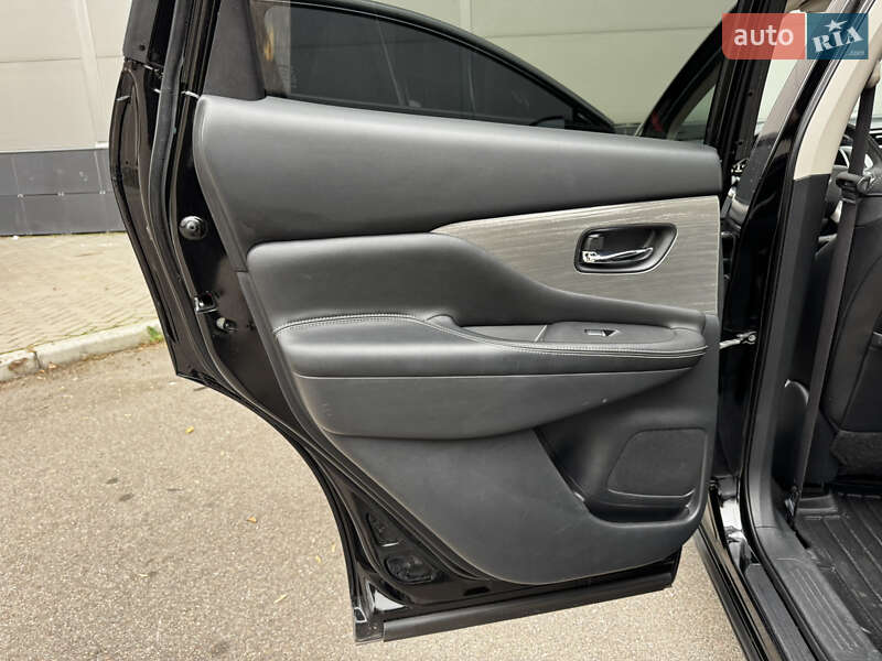 Внедорожник / Кроссовер Nissan Murano 2018 в Киеве фото 15 Внедорожник / Кроссовер Nissan Murano 2018 в Киеве