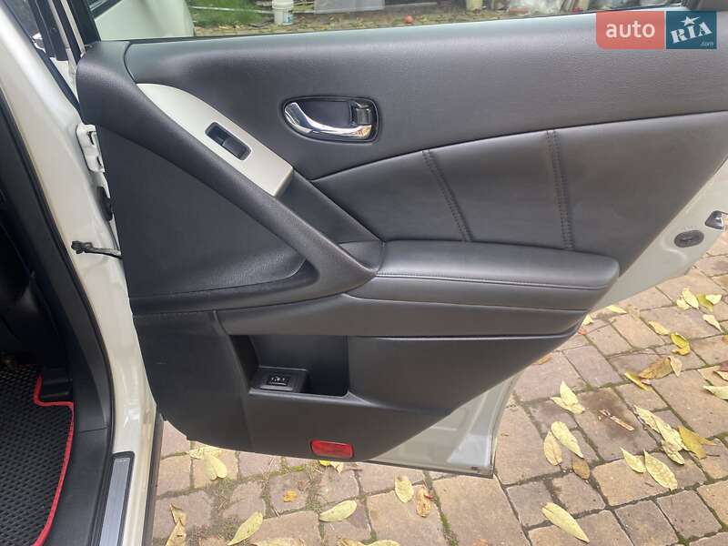 Внедорожник / Кроссовер Nissan Murano 2012 в Киеве