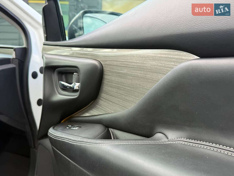 Внедорожник / Кроссовер Nissan Murano 2017 в Стрые фото 43 Внедорожник / Кроссовер Nissan Murano 2017 в Стрые