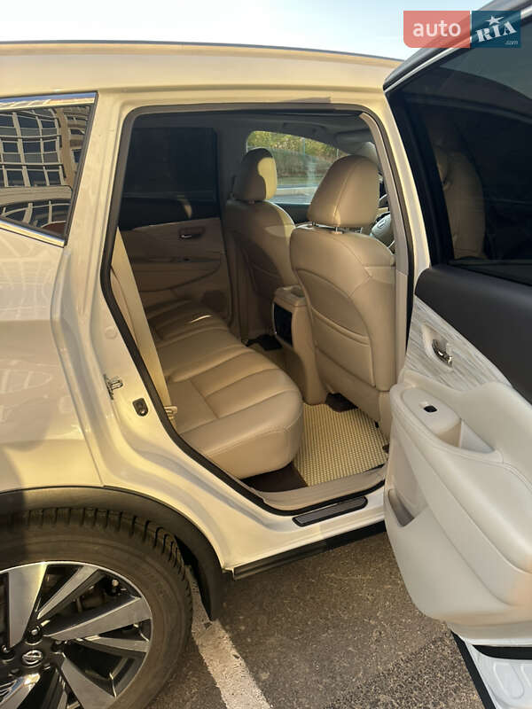 Внедорожник / Кроссовер Nissan Murano 2016 в Умани