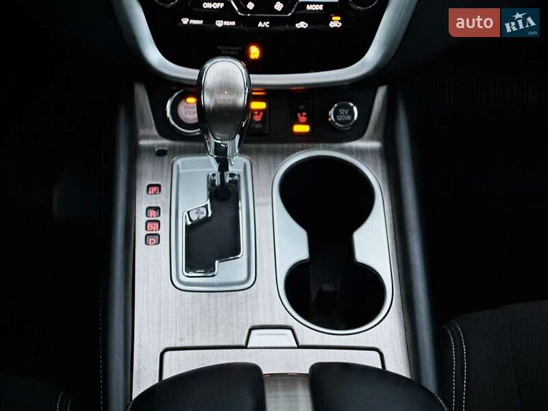 Внедорожник / Кроссовер Nissan Murano 2017 в Киеве