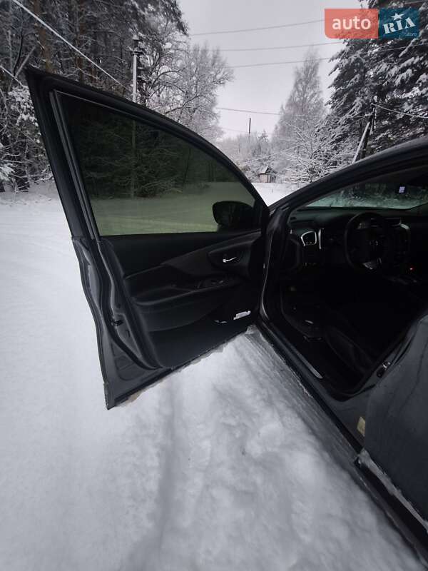 Позашляховик / Кросовер Nissan Murano 2017 в Нових Санжарах