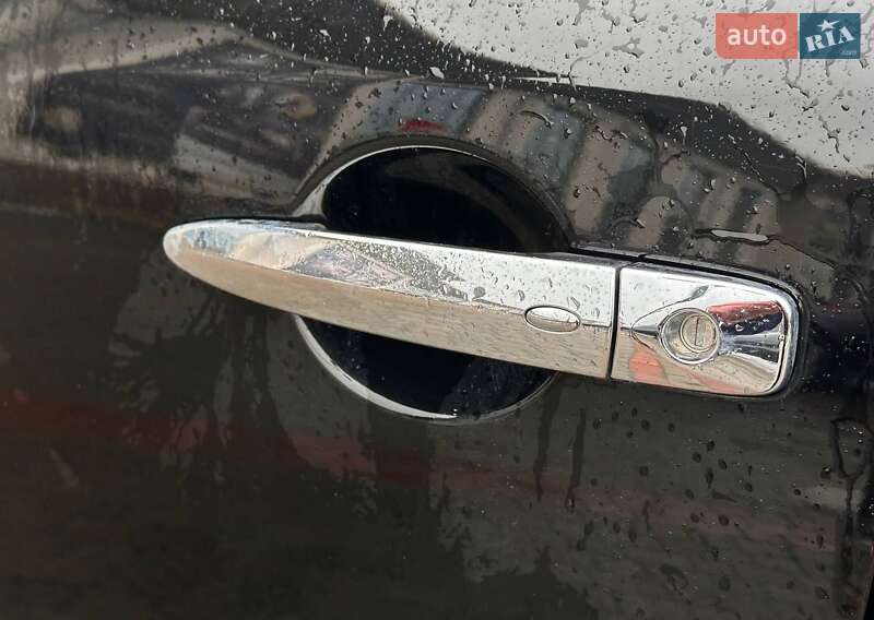 Внедорожник / Кроссовер Nissan Murano 2012 в Днепре