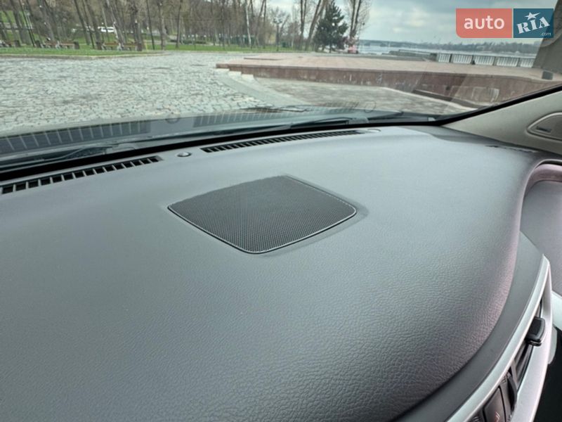 Позашляховик / Кросовер Nissan Murano 2019 в Києві