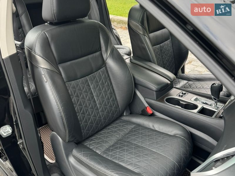 Позашляховик / Кросовер Nissan Murano 2019 в Києві