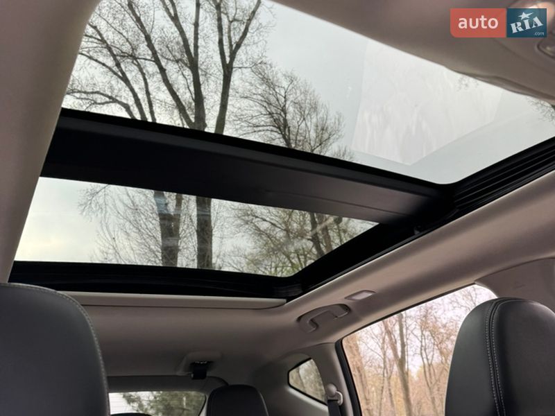 Позашляховик / Кросовер Nissan Murano 2019 в Києві