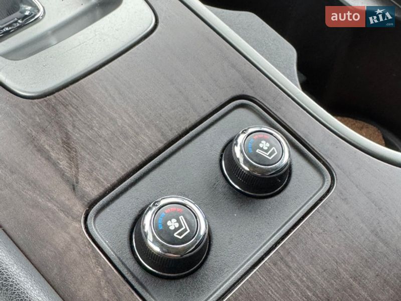 Позашляховик / Кросовер Nissan Murano 2019 в Києві