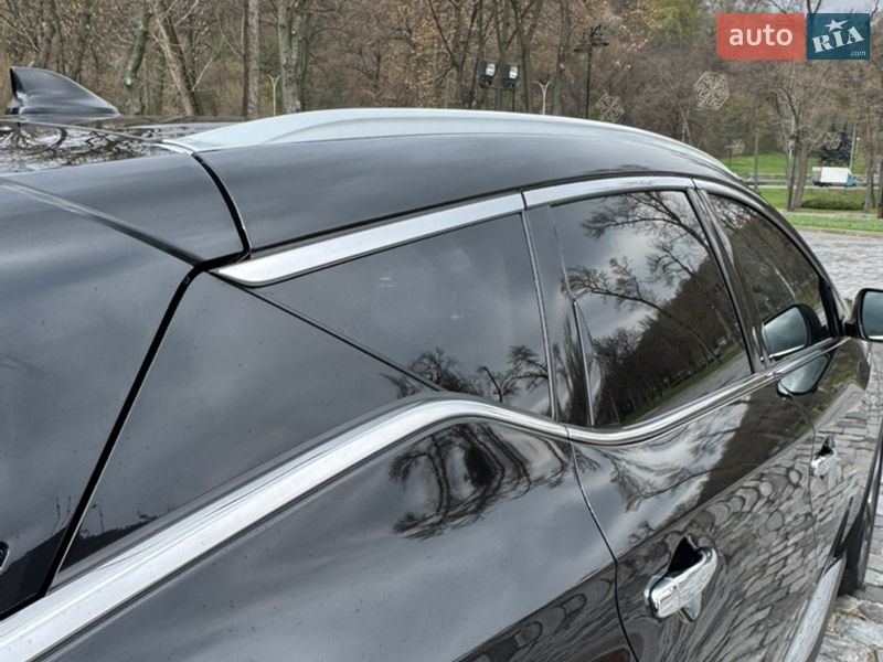 Позашляховик / Кросовер Nissan Murano 2019 в Києві