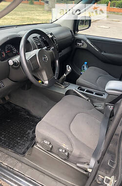 Пикап Nissan Navara 2007 в Кривом Роге