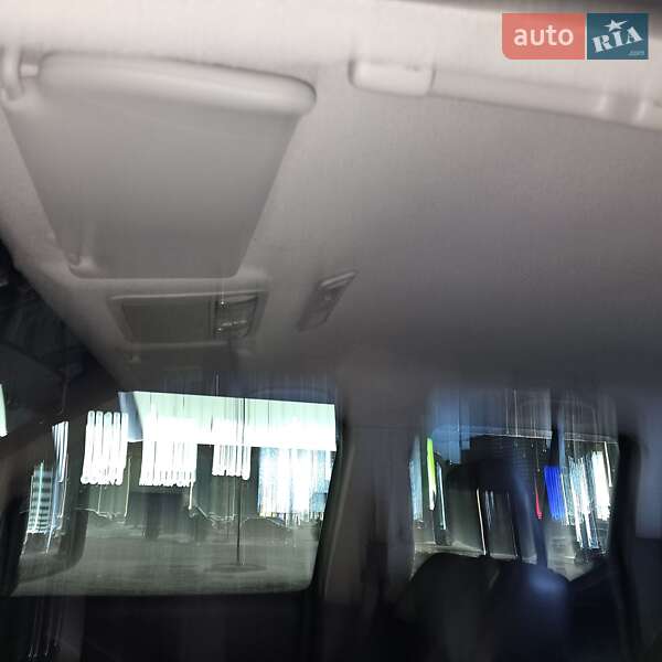 Пикап Nissan Navara 2010 в Киеве