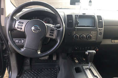 Пикап Nissan Navara 2008 в Рахове