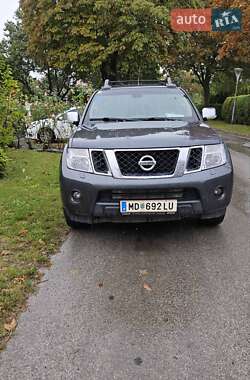 Пікап Nissan Navara 2012 в Самборі