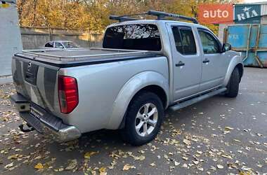 Пикап Nissan Navara 2006 в Киеве