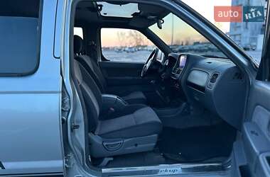 Пикап Nissan Navara 2002 в Киеве