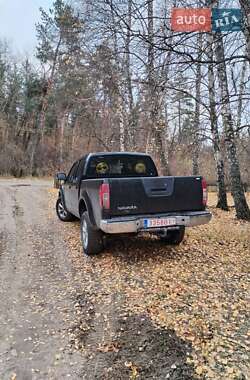 Пікап Nissan Navara 2010 в Запоріжжі