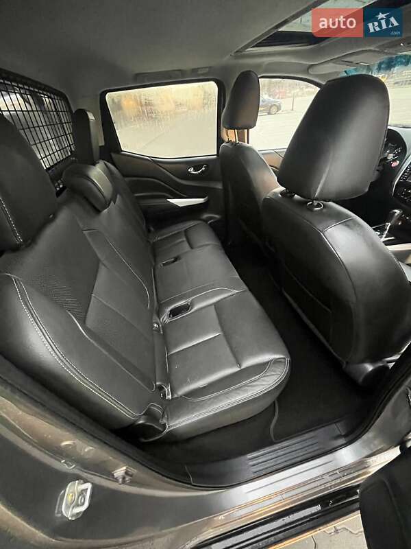 Пикап Nissan Navara 2018 в Львове