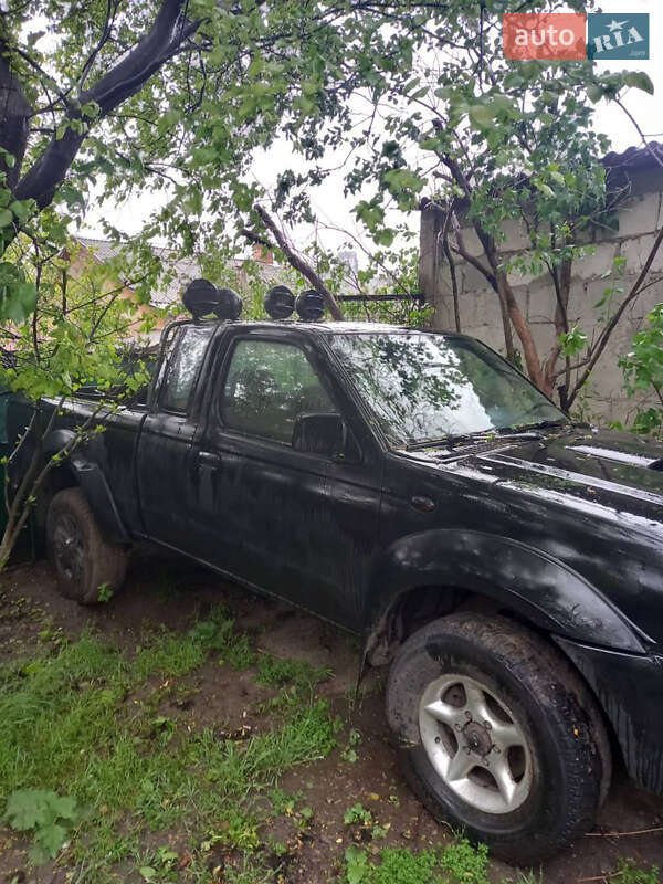 Пікап Nissan Navara 2003 в Одесі