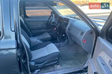 Пікап Nissan Navara 2004 в 