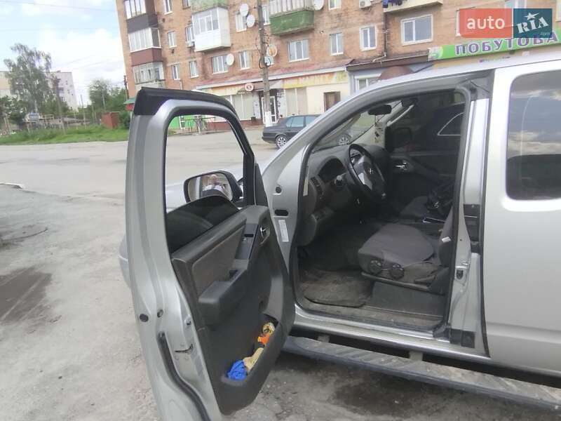 Пикап Nissan Navara 2005 в Полонном