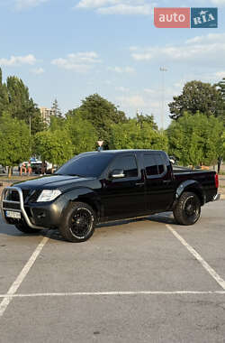 Пикап Nissan Navara 2014 в Запорожье