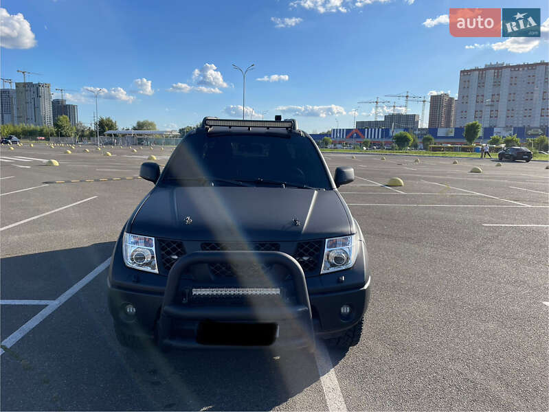 Пікап Nissan Navara 2007 в Києві
