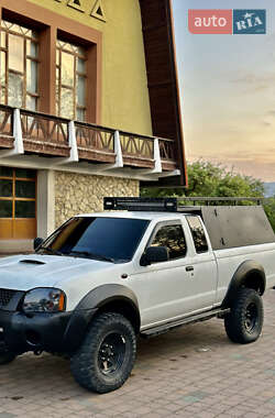 Пикап Nissan Navara 2006 в Яремче