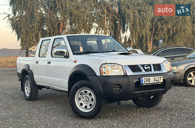 Пикап Nissan Navara 2005 в Хусте