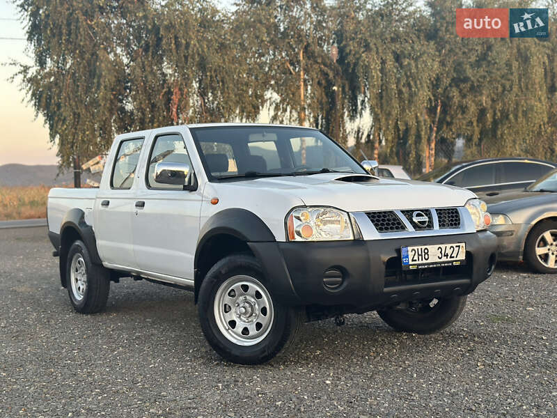 Nissan Navara 2005