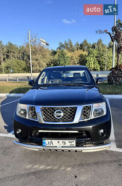 Пикап Nissan Navara 2010 в Киеве