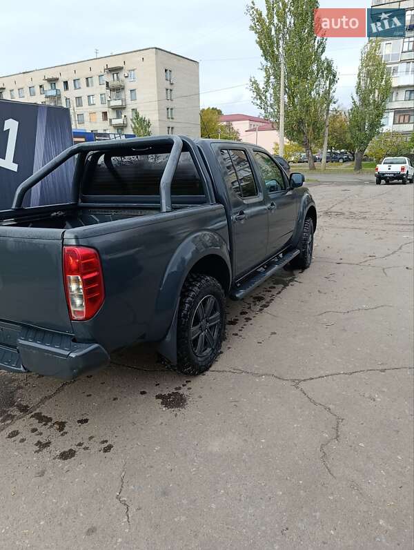 Пікап Nissan Navara 2013 в Слов'янську