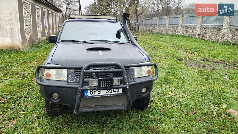 Пикап Nissan Navara 2004 в Дунаевцах фото 5 Пикап Nissan Navara 2004 в Дунаевцах