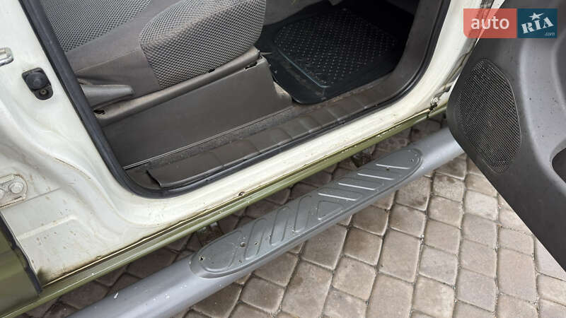 Пикап Nissan Navara 2006 в Кременчуге фото 38 Пикап Nissan Navara 2006 в Кременчуге