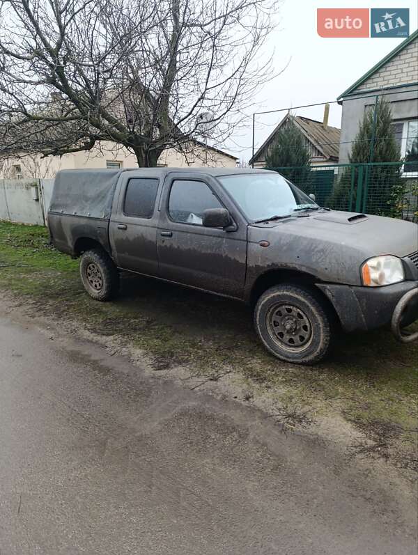 Пикап Nissan Navara 2010 в Васильковке