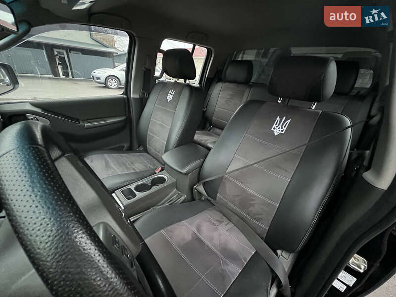 Пікап Nissan Navara 2012 в Хмільнику