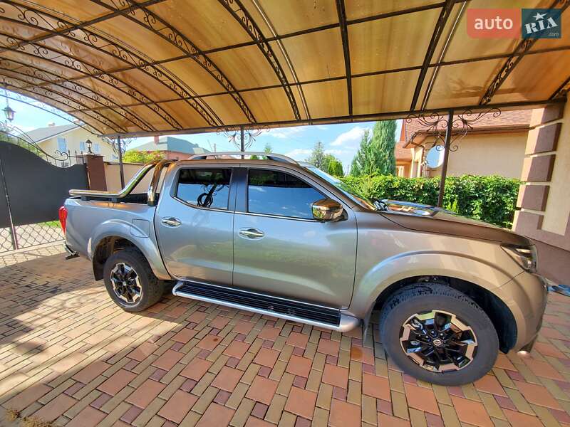Пикап Nissan Navara 2019 в Запорожье