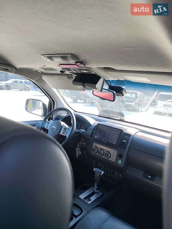 Пикап Nissan Navara 2008 в Киеве