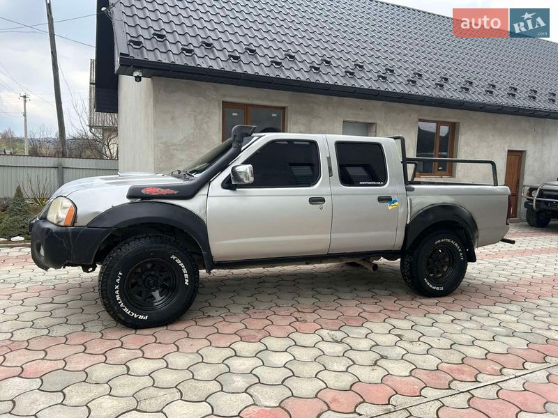 Nissan Navara 2004