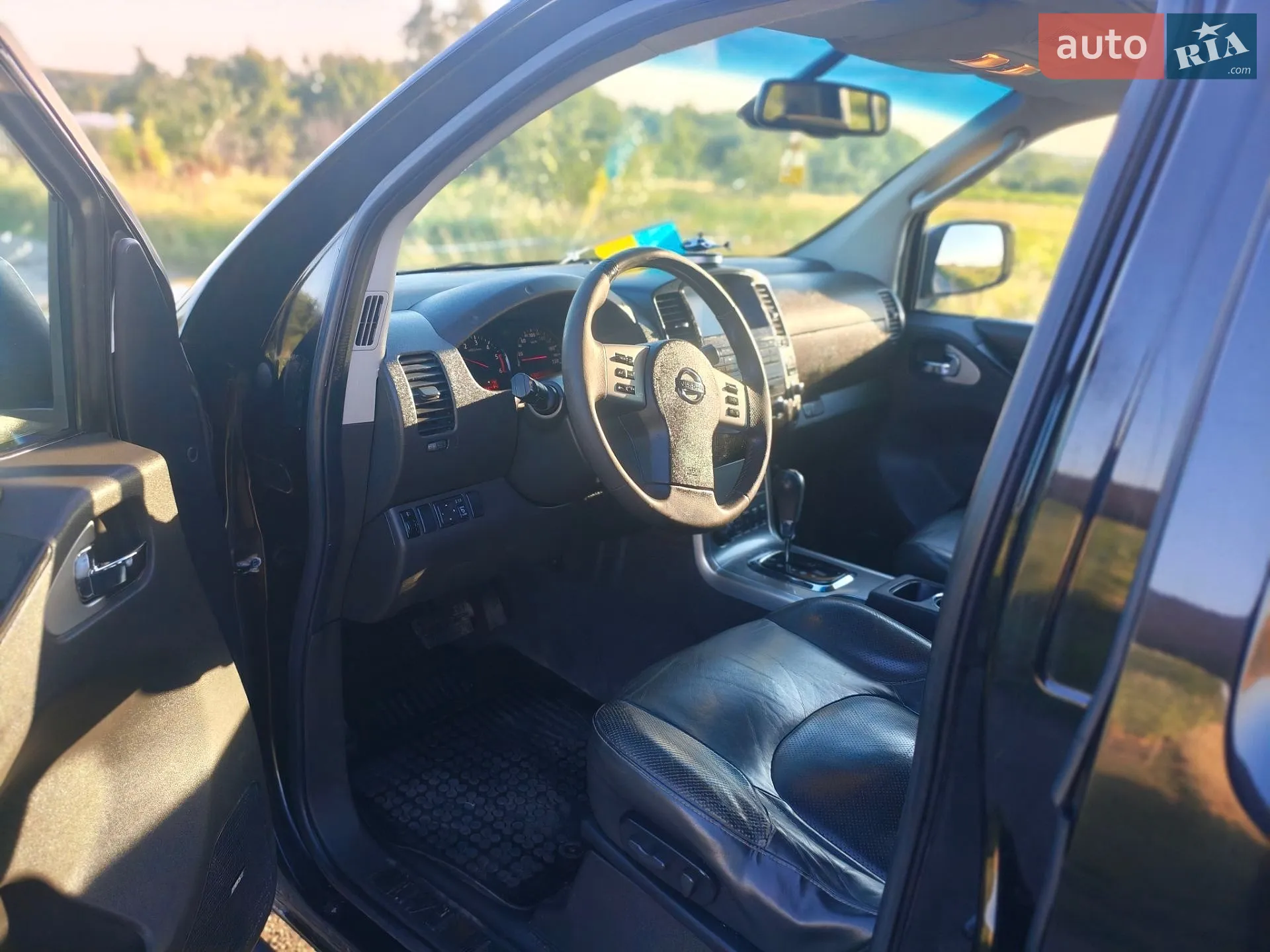 2012 Nissan Navara (Frontier) - мініатюра 2
