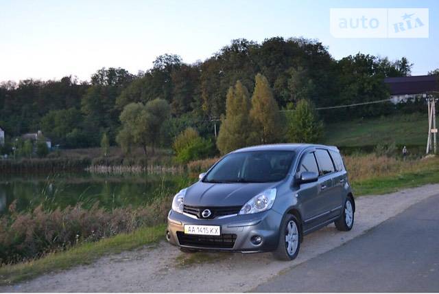 Хэтчбек Nissan Note 2011 в Киеве