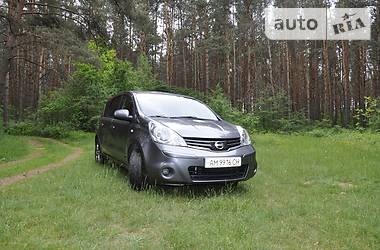 Хэтчбек Nissan Note 2011 в Звягеле