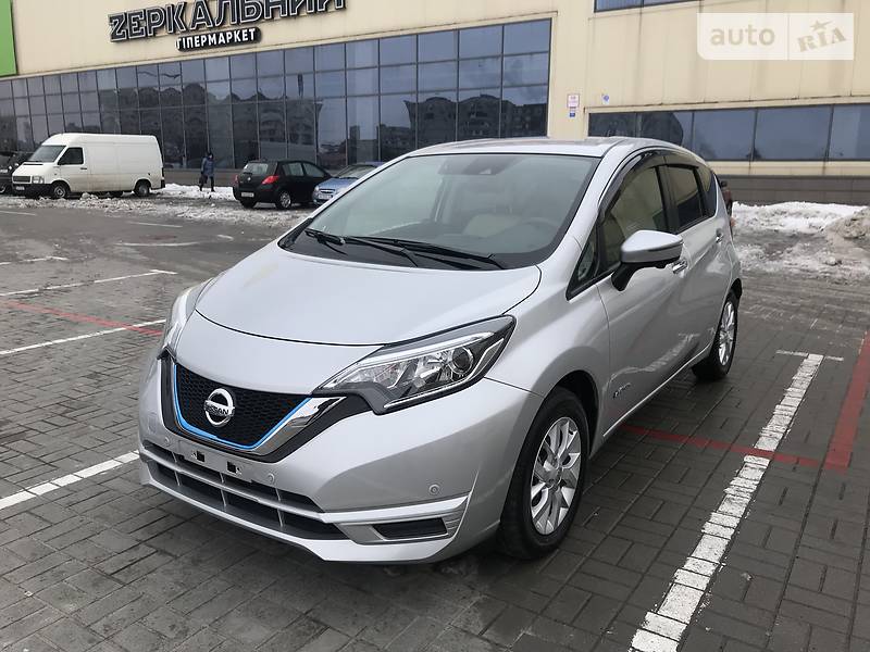 Хэтчбек Nissan Note 2017 в Днепре