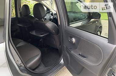 Хэтчбек Nissan Note 2006 в Тернополе